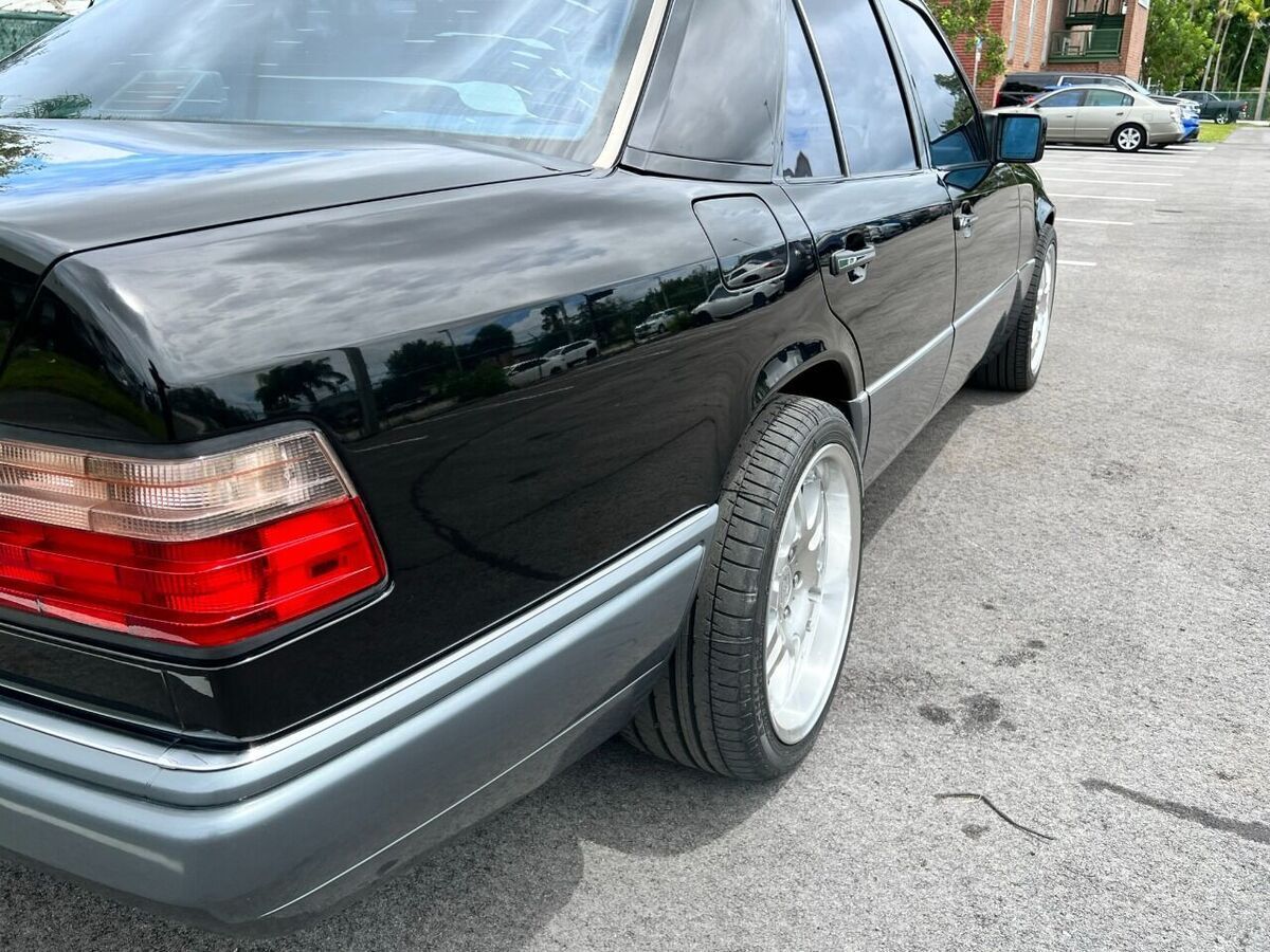 1994 Mercedes-Benz E-Class E 420 4dr Sedan - photo 12
