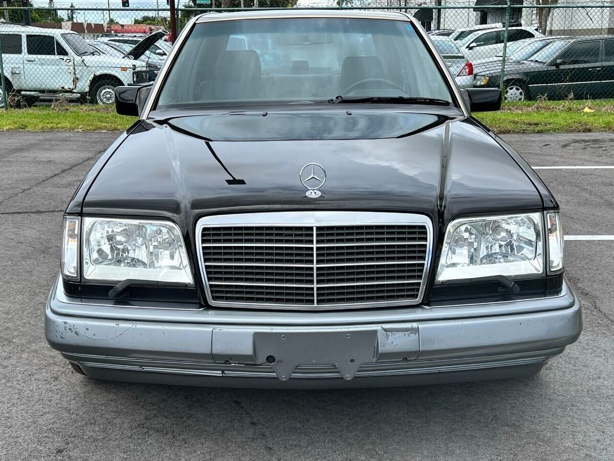 1994 Mercedes-Benz E-Class E 420 4dr Sedan - photo 5