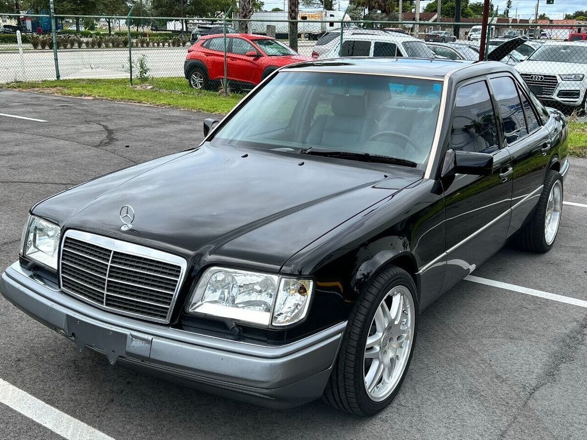 1994 Mercedes-Benz E-Class E 420 4dr Sedan - photo 6