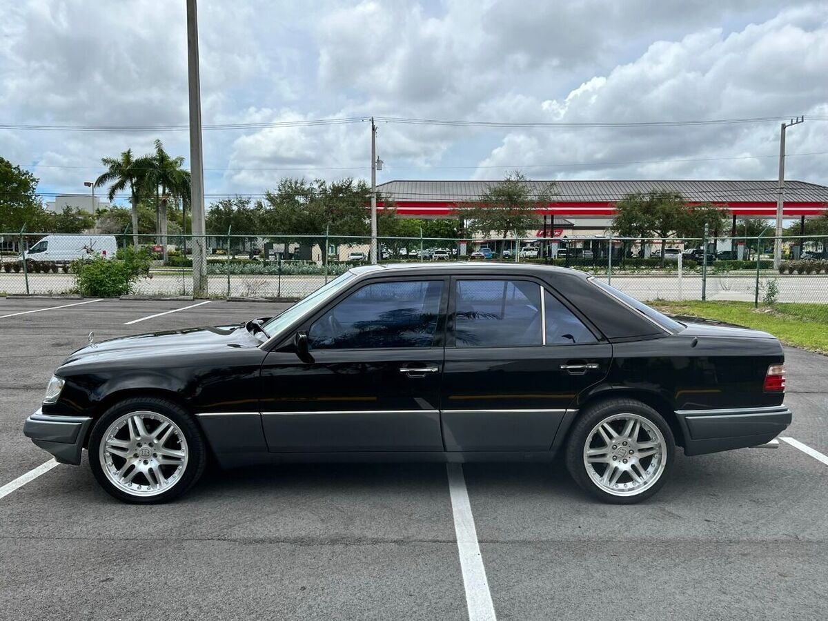 1994 Mercedes-Benz E-Class E 420 4dr Sedan - photo 7