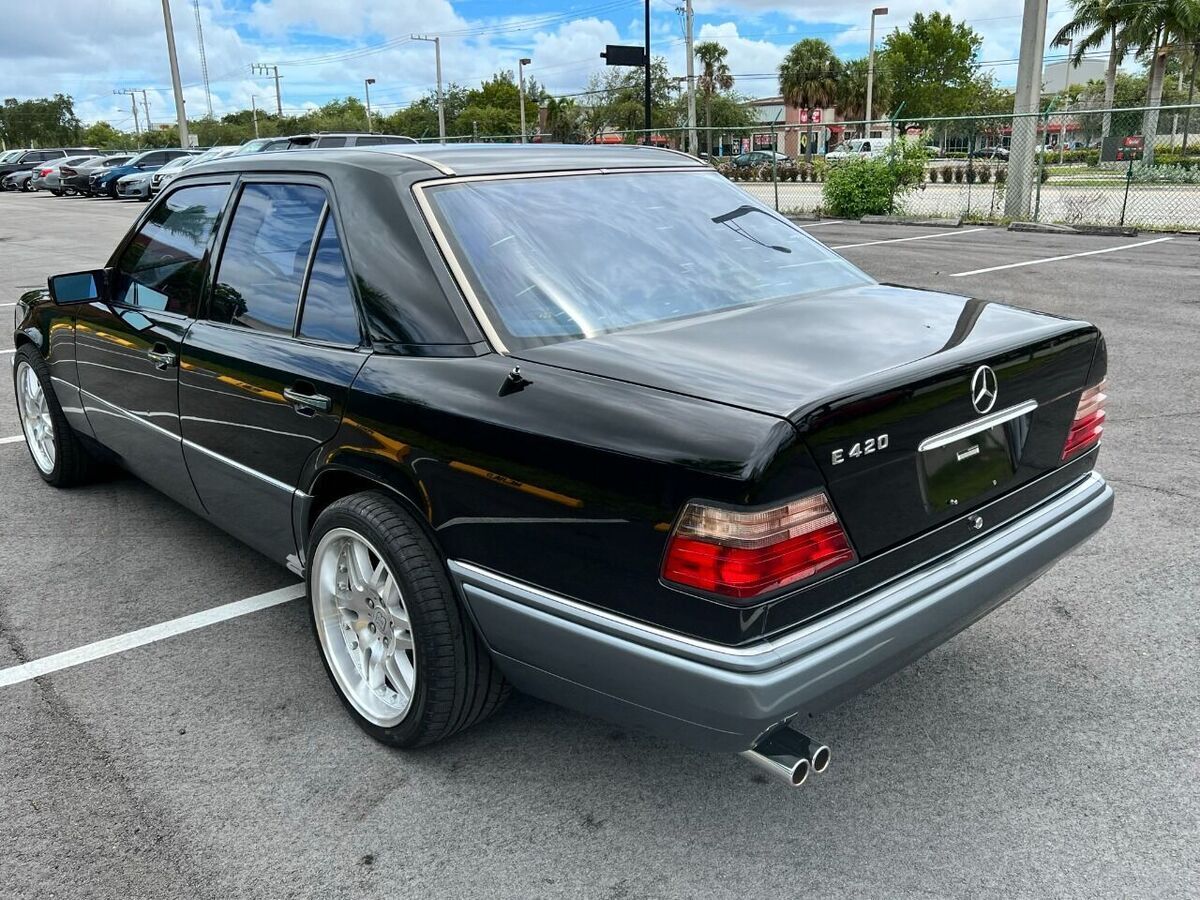 1994 Mercedes-Benz E-Class E 420 4dr Sedan - photo 8