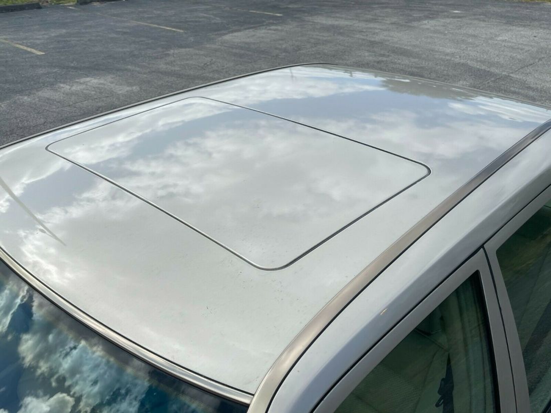 1994 Mercedes-Benz E-Class E 320 4dr Sedan - photo 11
