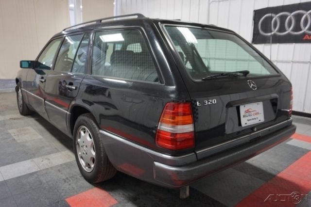 1994 Mercedes-Benz E-Class E320 - photo 10