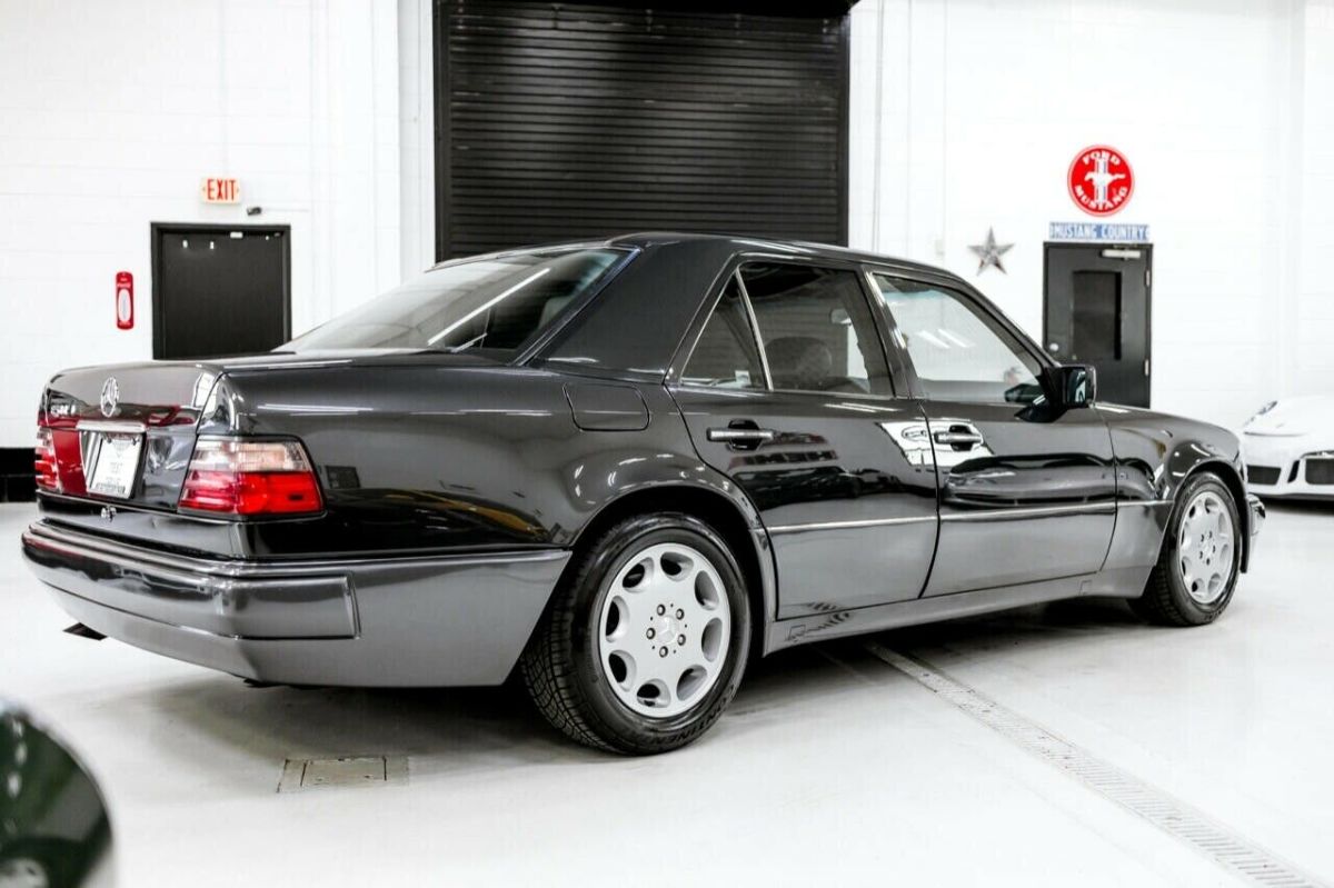 1994 Mercedes-Benz E-Class E500 - photo 11