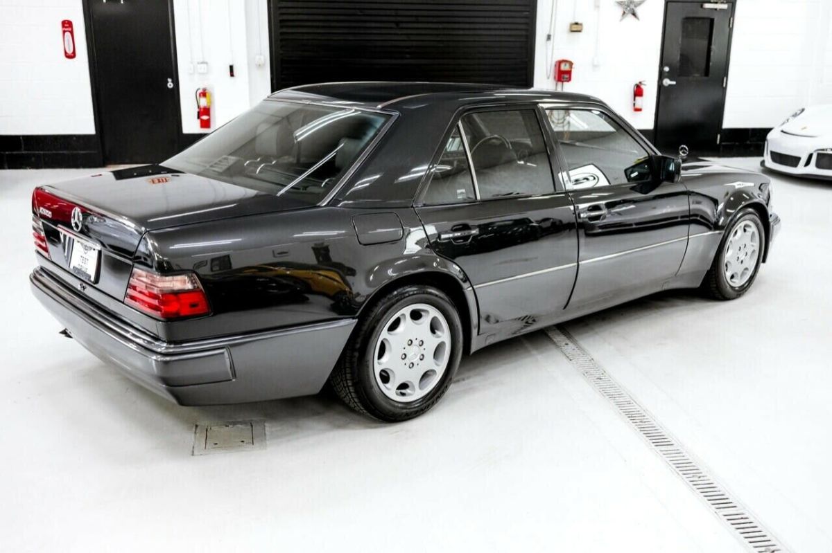 1994 Mercedes-Benz E-Class E500 - photo 12