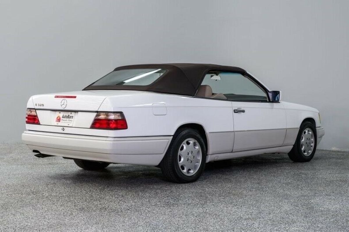 1994 Mercedes-Benz E-Class -- - photo 10