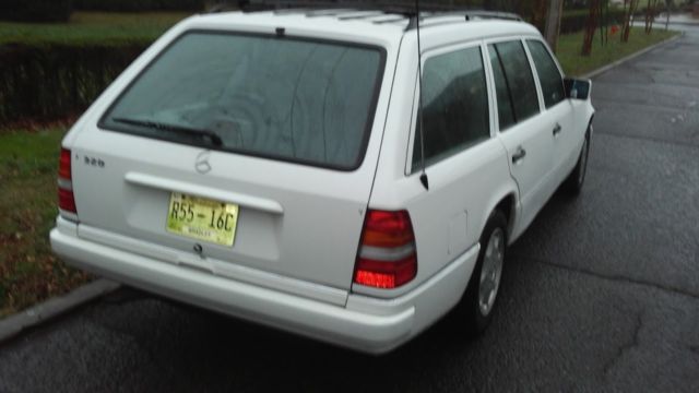 1994 Mercedes-Benz E-Class e320 Wagon - photo 4