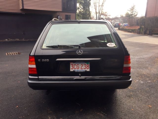 1994 Mercedes-Benz 300-Series E320 Wagon - photo 5