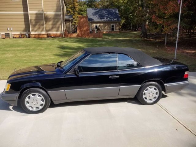1994 Mercedes-Benz E-Class E320
