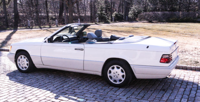 1994 Mercedes-Benz 300-Series Convertible - photo 2