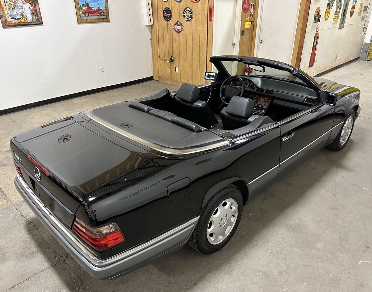 1994 Mercedes-Benz E-Class E320 Convertible W124 - photo 10