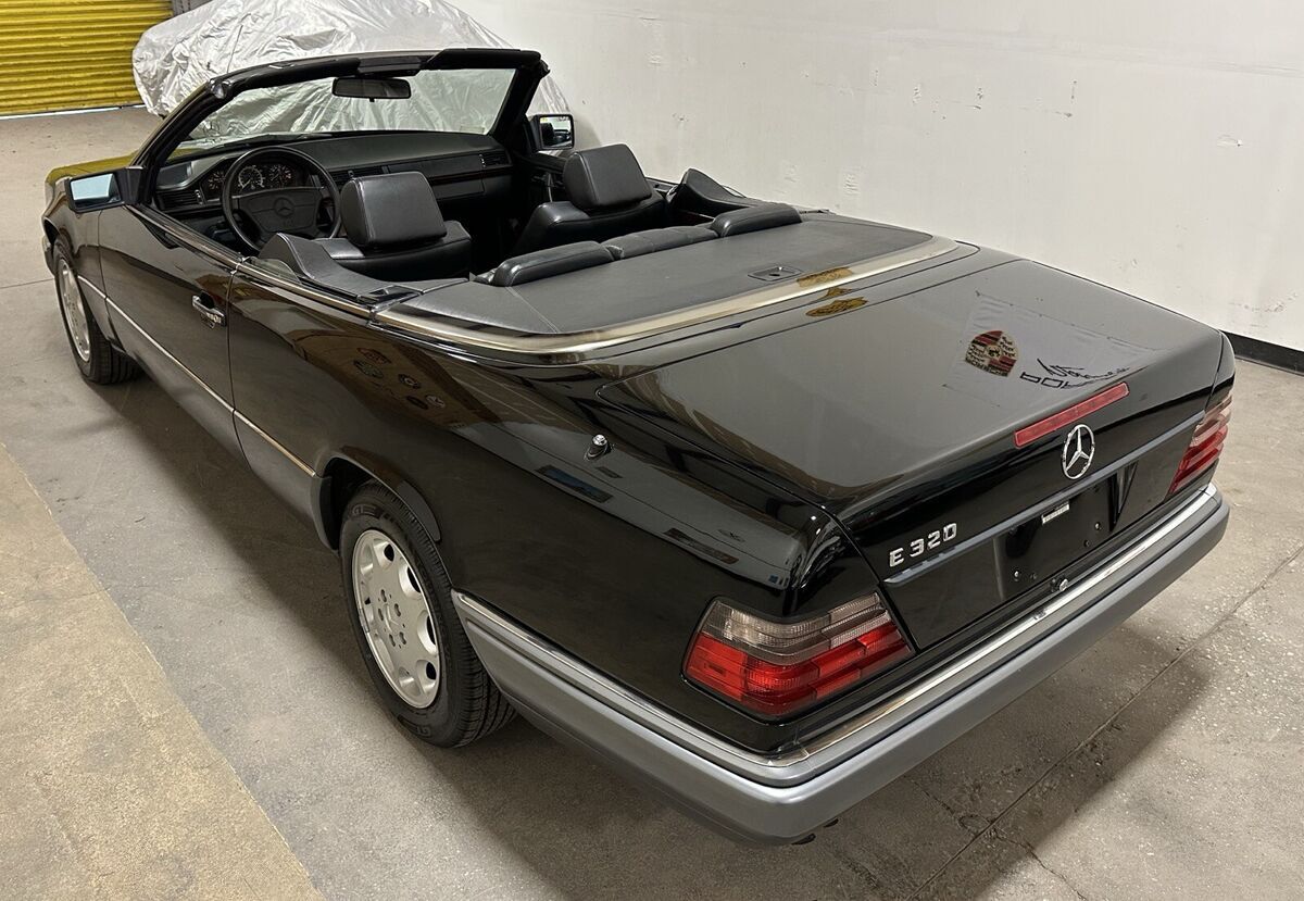1994 Mercedes-Benz E-Class E320 Convertible W124 - photo 8