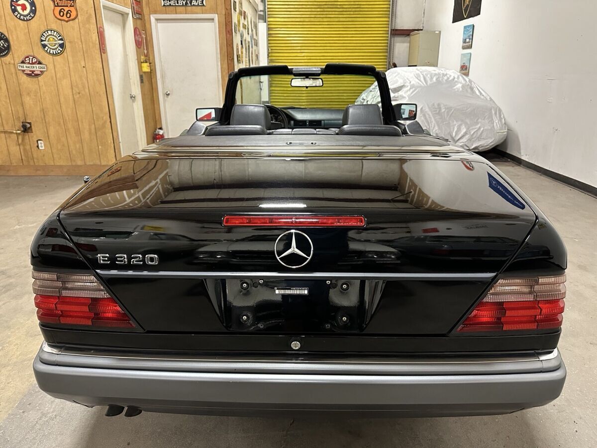 1994 Mercedes-Benz E-Class E320 Convertible W124 - photo 9