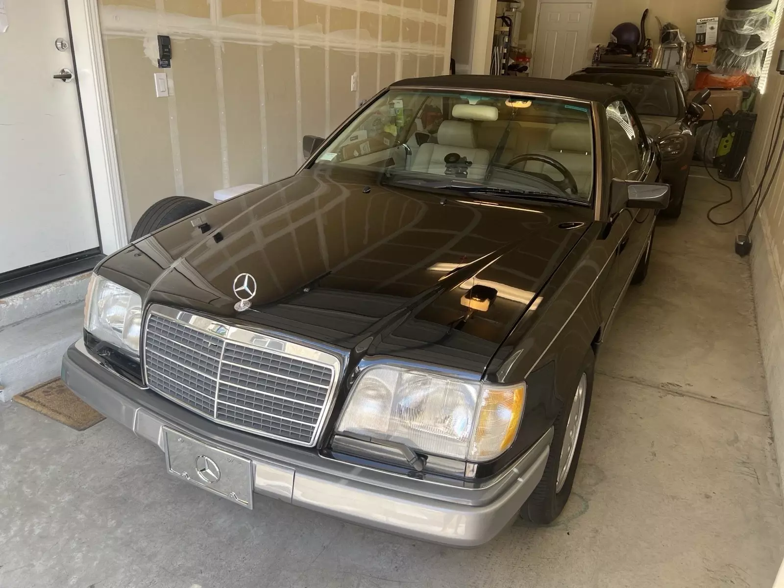 1994 Mercedes-Benz E320 Convertible Black 320 1994 Mercedes-Benz E-Class 320