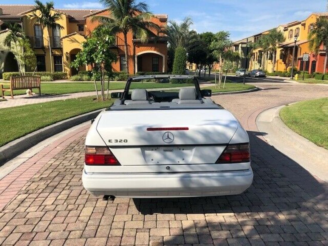 1994 Mercedes-Benz E-Class - photo 11