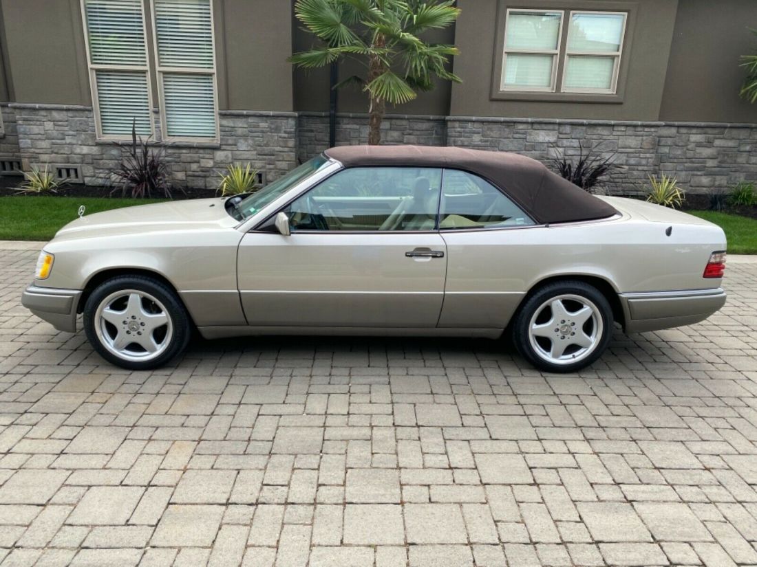 1994 Mercedes-Benz E320 convertible. Immaculate condition. Low miles, records 1994 Mercedes-Benz E-Class E320 Convertible
