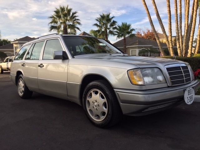 1994 Mercedes-Benz E-Class E320 - photo 2