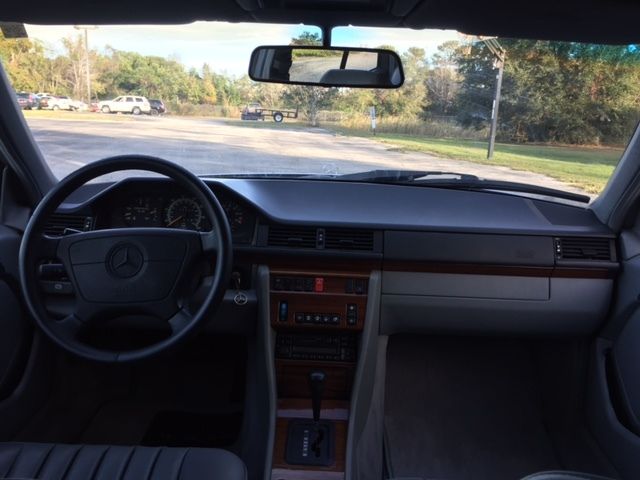1994 Mercedes-Benz E-Class E320 - photo 8