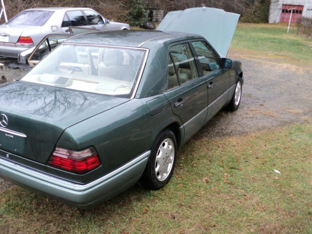 1994 Mercedes-Benz E-Class -- - photo 7
