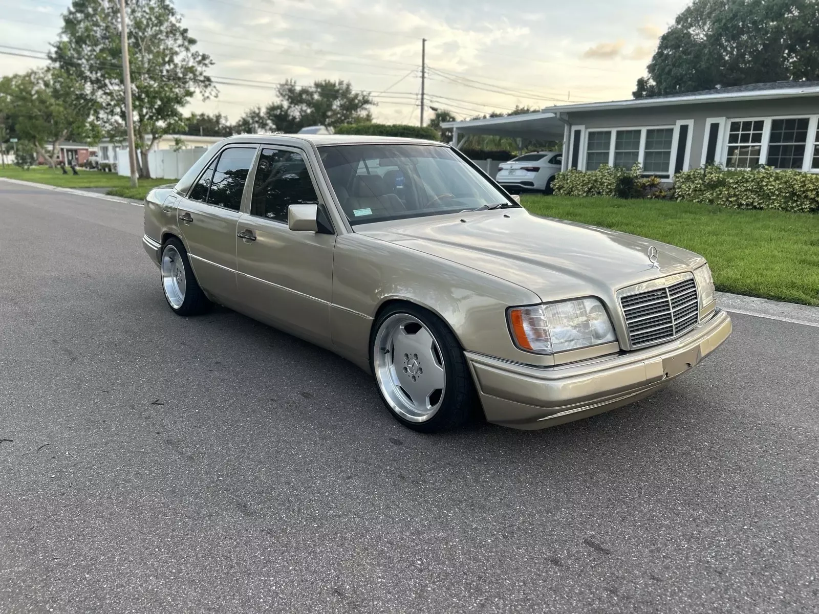 1994 Mercedes-Benz E-Class 320 - photo 11