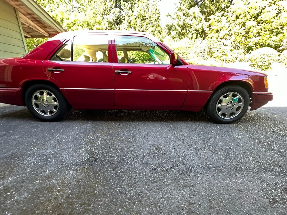 1994 Mercedes-Benz E-Class 320 BASE - photo 7