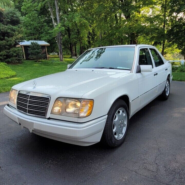 1994 Mercedes-Benz E-Class 320 - photo 2