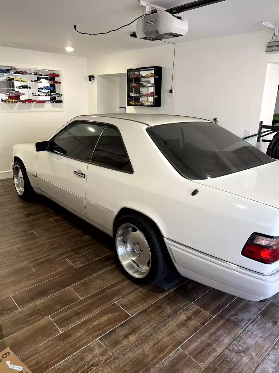 1994 Mercedes Benz E320 SPORTLINE 1994 Mercedes-Benz E-Class