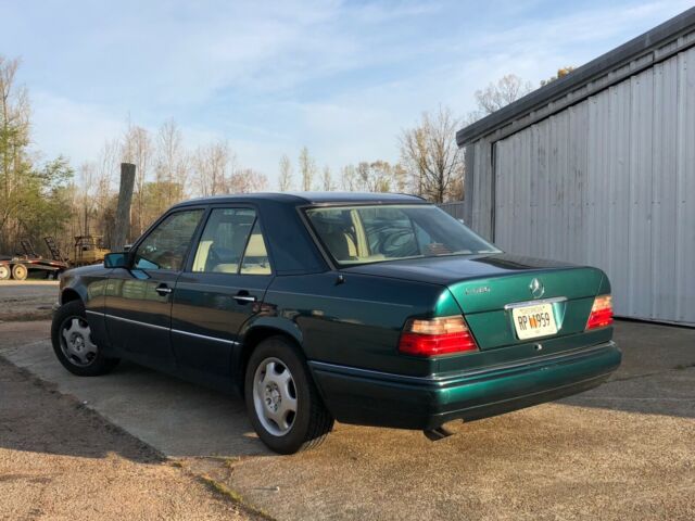 1994 Mercedes-Benz E-Class - photo 3