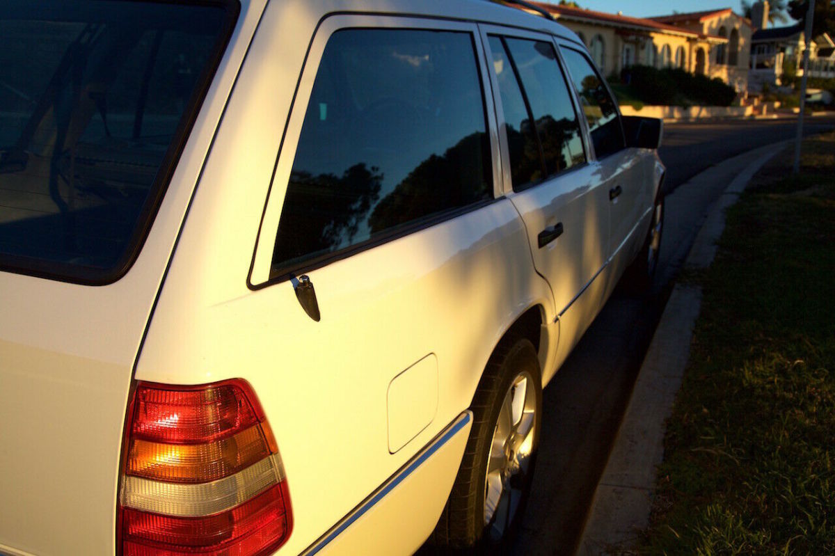 1994 Mercedes-Benz E-Class - photo 13