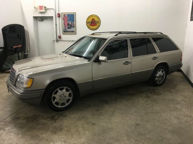 1994 Mercedes Benz E320 Wagon W124 MINT LOOK 1994 Mercedes-Benz E-Class