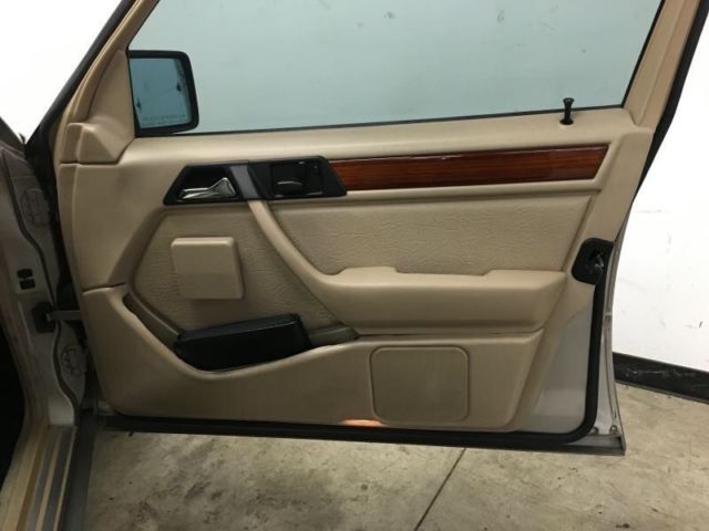 1994 Mercedes-Benz E-Class - photo 12