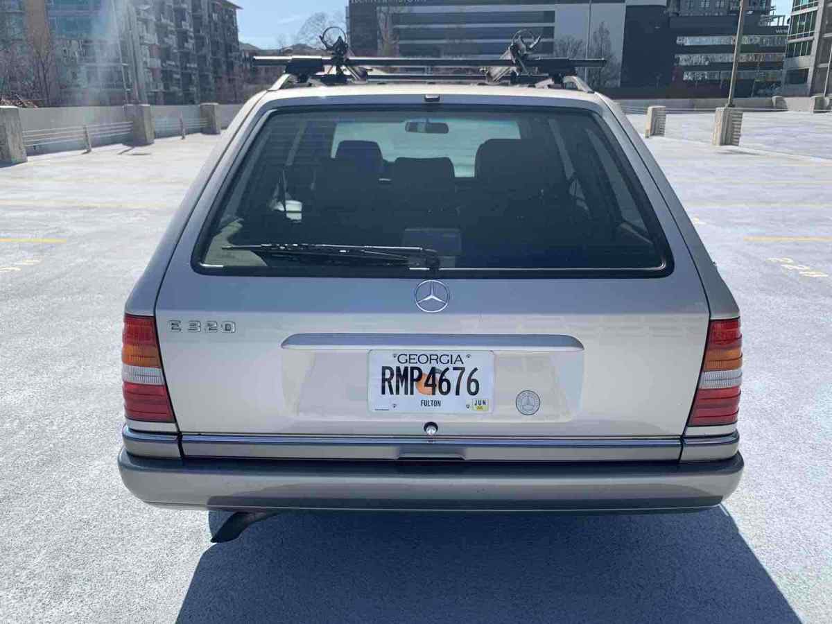 1994 Mercedes-Benz E320 320 - photo 11