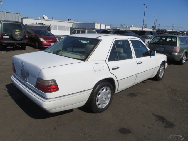 1994 Mercedes-Benz E-Class E420 (STD is Estimated) - photo 3