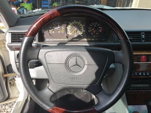 1994 Mercedes-Benz E-Class - photo 9