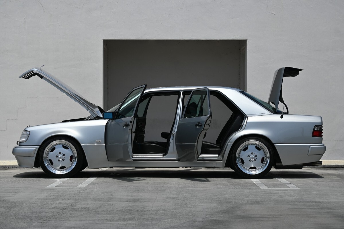 1994 Mercedes-Benz E-Class E500 Limited - photo 12