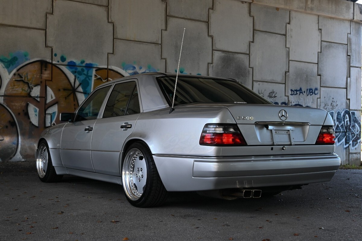 1994 Mercedes-Benz E-Class E500 Limited - photo 4