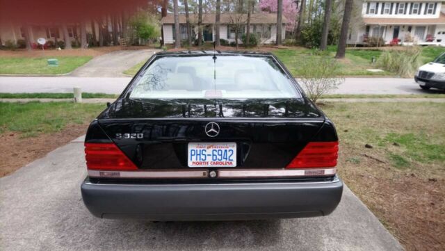 1994 Mercedes-Benz E-Class S 320 SWB 4 DOOR Sedan - photo 5