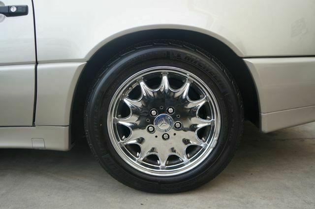 1994 Mercedes-Benz SL-Class SL 320 Roadster 2D - photo 13
