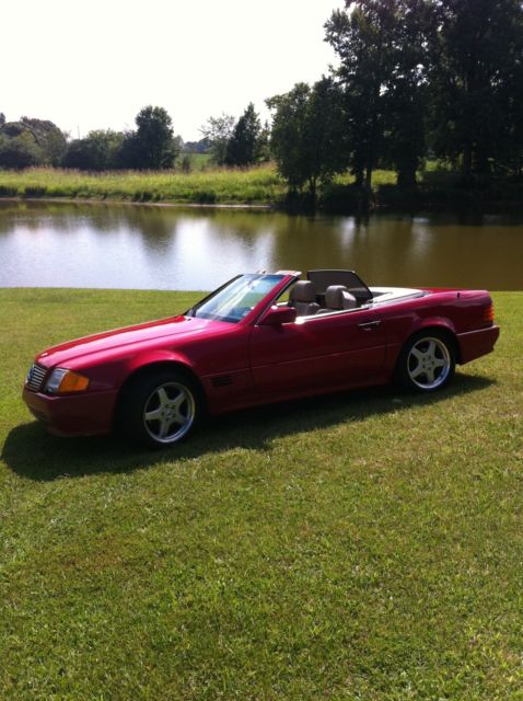 1994 Mercedes-Benz SL500 Base Convertible 2-Door 5.0L 1994 Mercedes-Benz SL-Class Base Convertible 2-Door