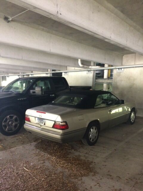 1994 Mercedes E-320 Convertible 1994 Mercedes-Benz E-Class