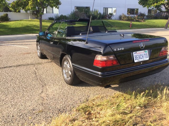 1994 Mercedes-Benz E-Class E320 Cabriolet - photo 7