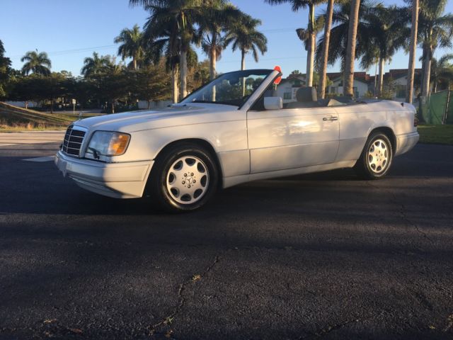 1994 Mercedes-Benz E-Class Convertible - photo 10