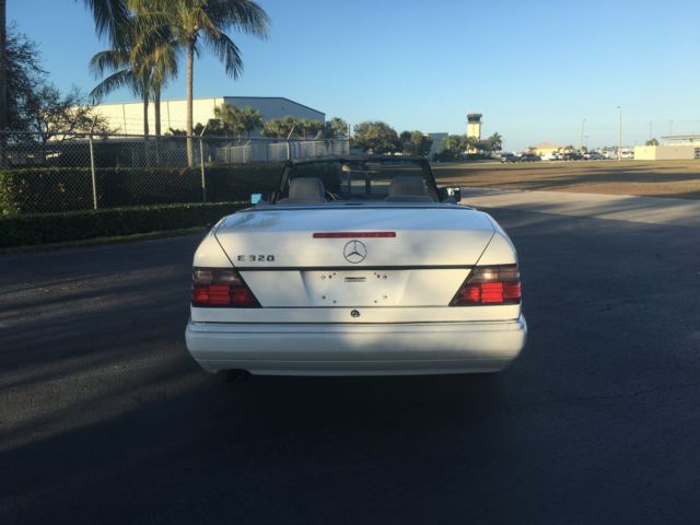 1994 Mercedes-Benz E-Class Convertible - photo 3
