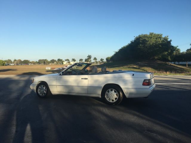 1994 Mercedes-Benz E-Class Convertible - photo 6