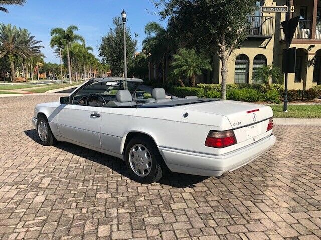 1994 Mercedes-Benz E-Class E 320 Convertible - photo 3