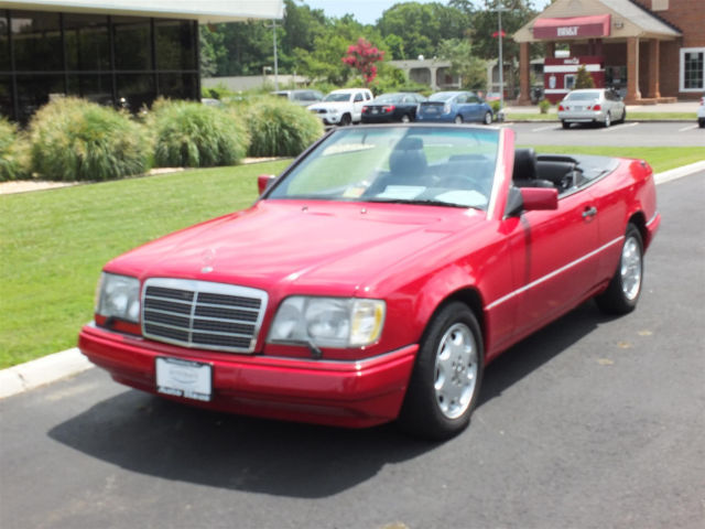 1994 MERCEDES E320 CONVERTIBLE - LOOKS/RUNS/DRIVES VERY GOOD! LOW RESERVE! 1994 Mercedes-Benz E320