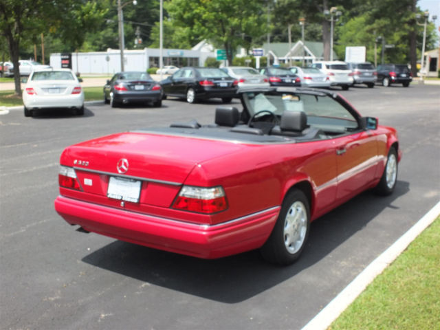 1994 Mercedes-Benz E320 - photo 6