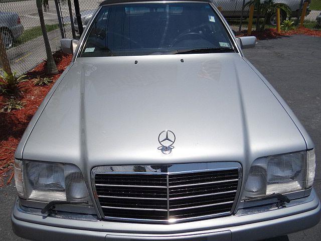 1994 Mercedes-Benz E-Class Mercedes E-Class E320 Cabriolet Convertible W124 - photo 11