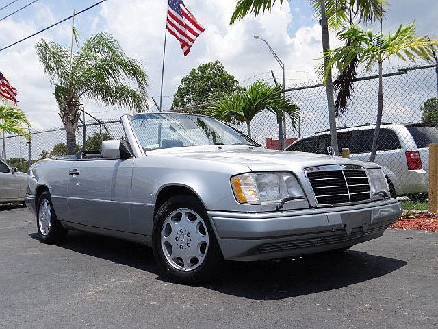 1994 Mercedes-Benz E-Class Mercedes E-Class E320 Cabriolet Convertible W124 - photo 2