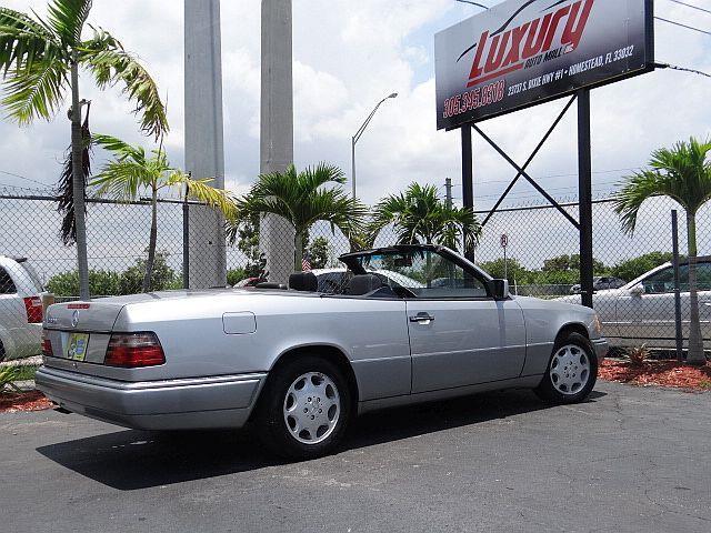 1994 Mercedes-Benz E-Class Mercedes E-Class E320 Cabriolet Convertible W124 - photo 4